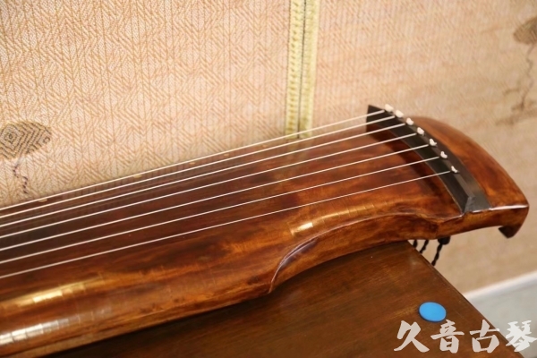 广西●久音古琴  ●今日推荐  [断纹仲尼式]
